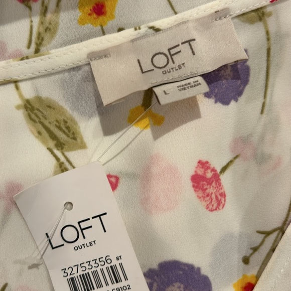 NWT Loft Spring Blouse - Picture 3 of 3